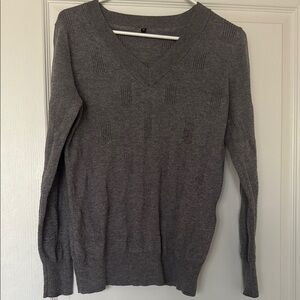 V-neck grey sweater M